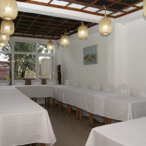 SALLE DE RÉUNION 20 PERSONNES